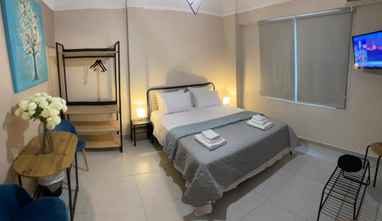 Theo Appartement Athen エクステリア 写真